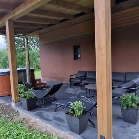 гук Chalet *